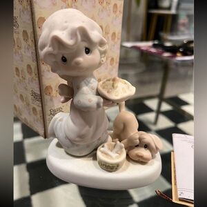 Precious Moments “Dropping Over For Christmas”